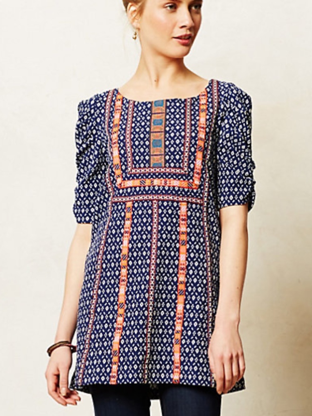 Anthropologie Akemi + Kin Seva Embroidered tunic Top - size small